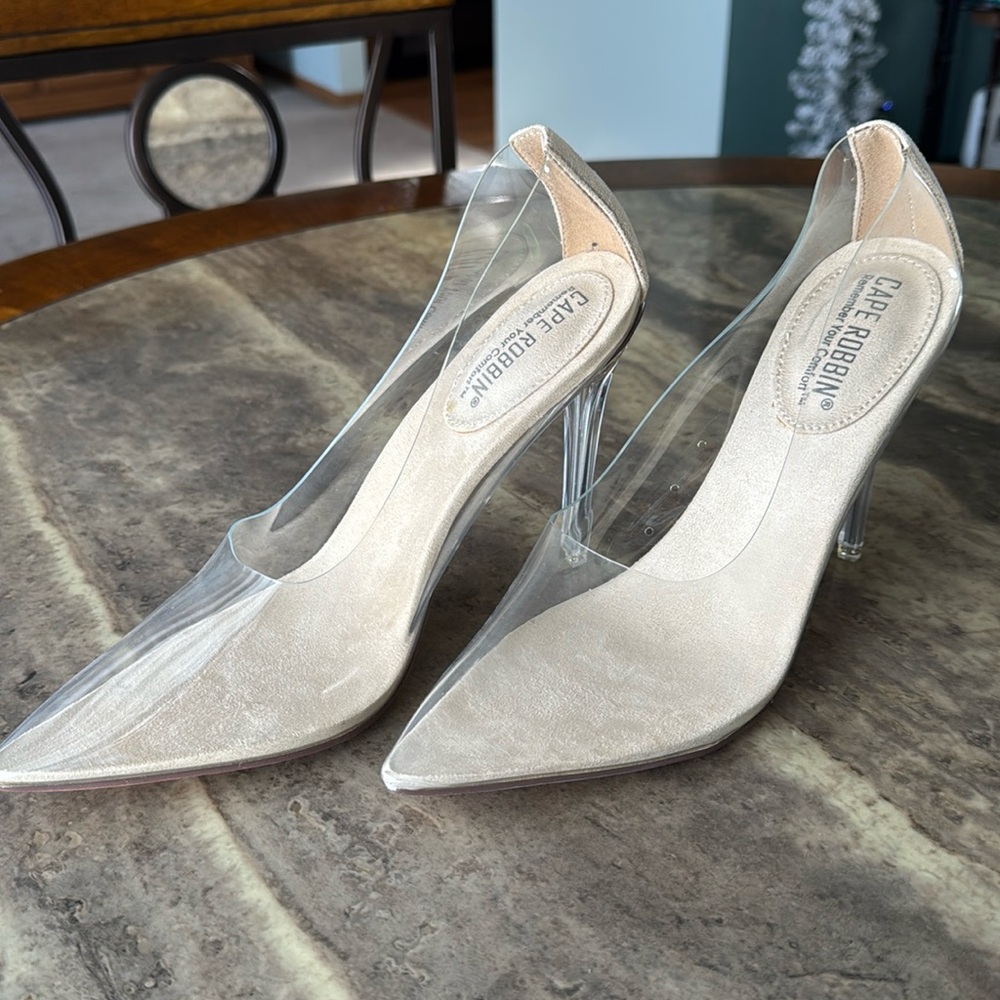BRND NEW clear stiletto acrylic heels size 8